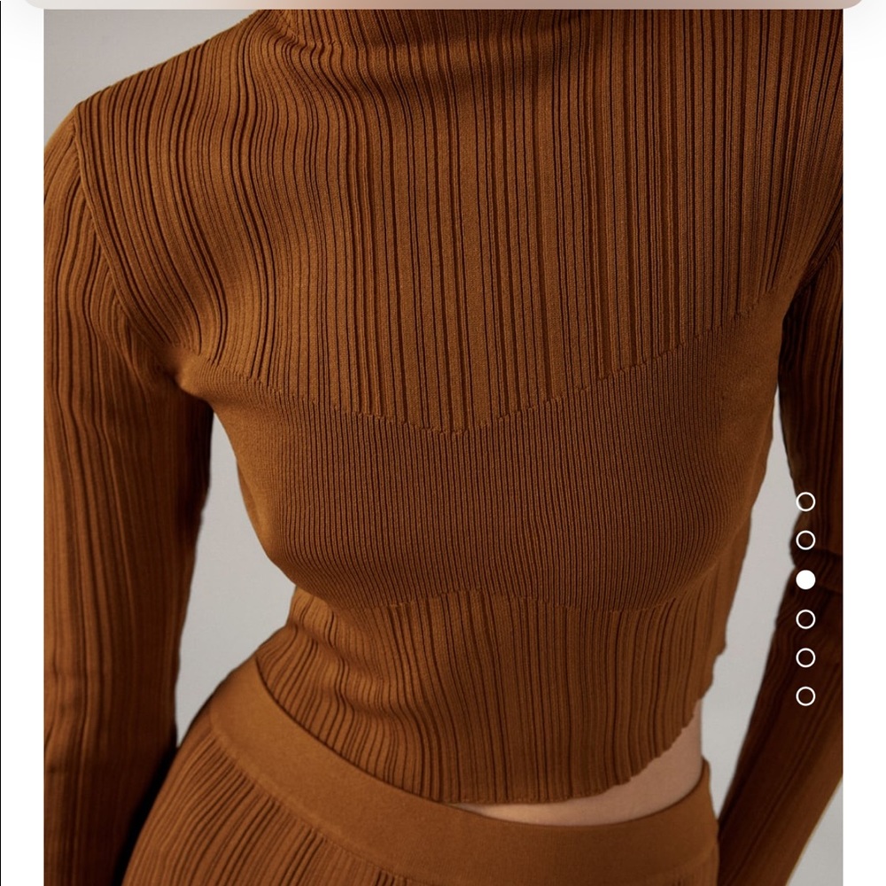 Zara knit crop sweater bloggers favorite - Picture 5 of 12